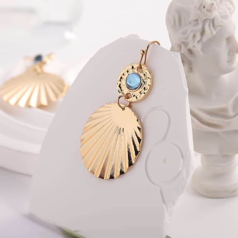 Statement Geometric Leaf Drop Earrings, Unique Alloy Dangle Jewelry for Women preview 4